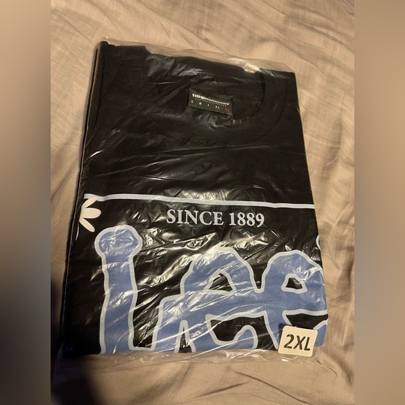 The hundreds and Lee collab t shirt - Picture 2 of 3